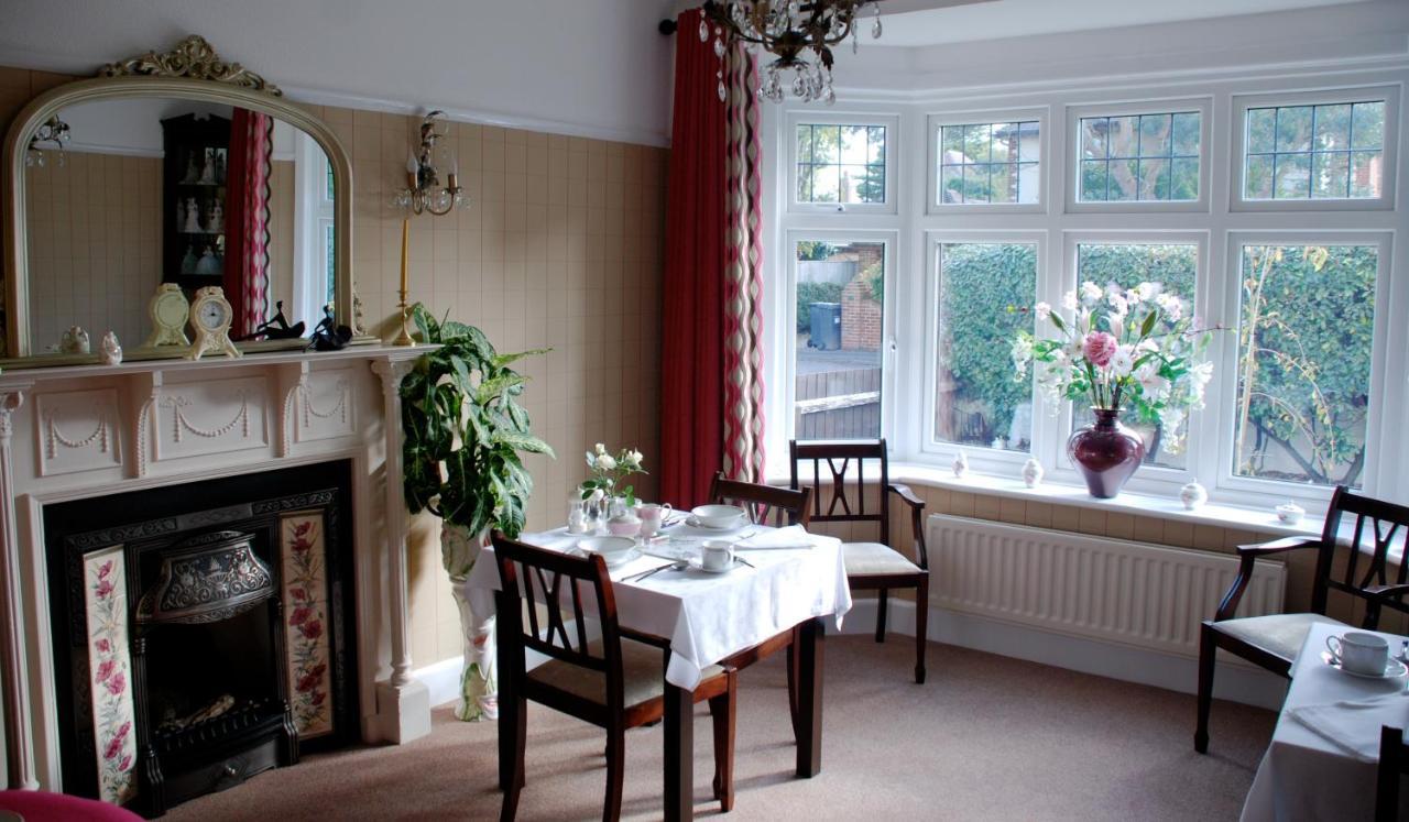 Cherry Tree House Bed & Breakfast Bournemouth Exterior foto