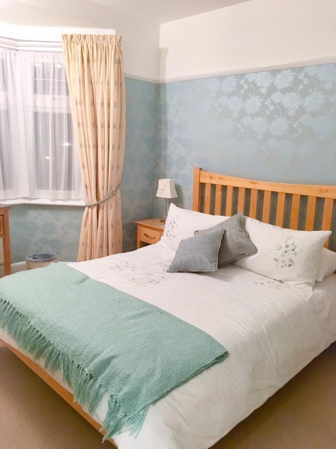 Cherry Tree House Bed & Breakfast Bournemouth Exterior foto